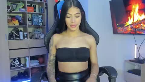 Maeve online show from 03/24/26, 01:21