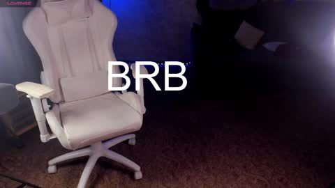 Maevee online show from 02/11/25, 10:37