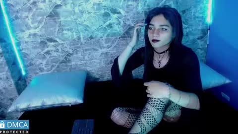 maevekuro online show from 02/27/25, 10:31