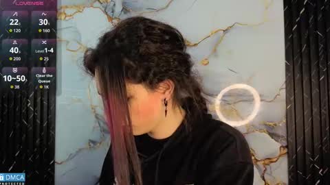 maevekuro online show from 11/04/25, 03:38