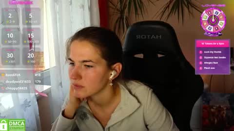 Snapshot of mag1c_eyes chatting on 09/30/25, 12:21 mag1c_eyes online show from 09/30/25, 12:21