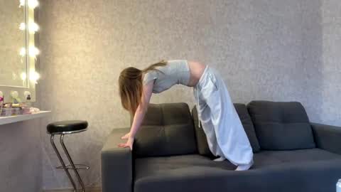 Marie online show from 04/29/26, 07:01