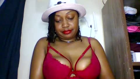 Snapshot of magdalinemus chatting on 07/07/26, 01:30 magdalinemus online show from 07/07/26, 01:30