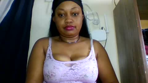 Snapshot of magdalinemus chatting on 07/20/26, 01:02 magdalinemus online show from 07/20/26, 01:02