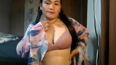 Snapshot of mages_1995 chatting on 07/11/26, 01:52 mages_1995 online show from 07/11/26, 01:52