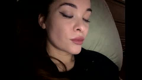 magggg658318 online show from 01/23/25, 11:37