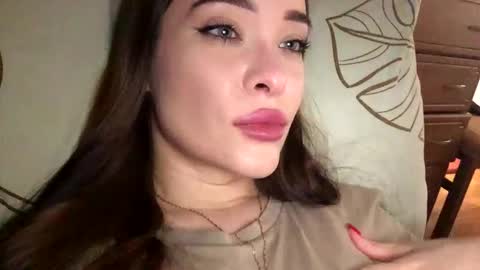 magggg658318 online show from 09/28/25, 01:16