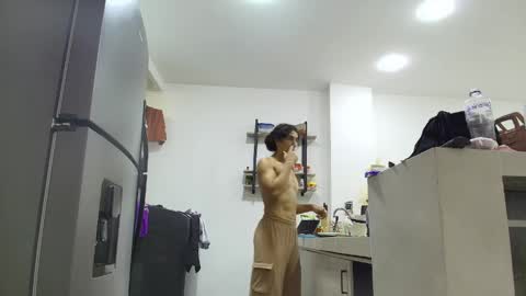 Snapshot of maggie_fit chatting on 04/21/26, 03:17 maggie_fit online show from 04/21/26, 03:17