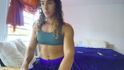 Snapshot of maggie_fit chatting on 04/27/26, 07:12 maggie_fit online show from 04/27/26, 07:12