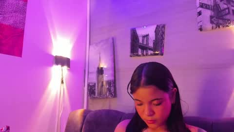 Maggie online show from 10/08/25, 12:25