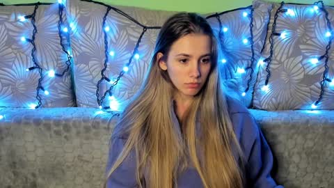 Maggie online show from 12/10/24, 03:41