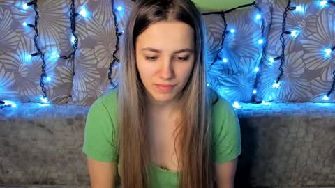 Maggie online show from 12/20/24, 04:09