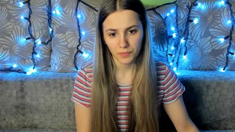 Maggie online show from 12/25/24, 01:10