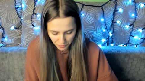 Maggie online show from 01/04/25, 04:01