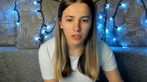 Maggie online show from 10/19/25, 01:28