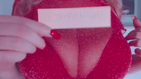 Maggie   online show from 02/26/25, 10:42