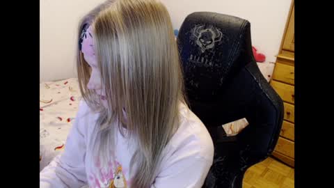 Magdalene Swaggy online show from 01/21/25, 07:28