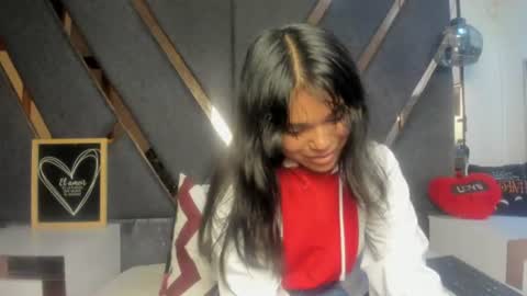 Snapshot of maggyx_69 chatting on 06/28/26, 01:50 Kimy online show from 06/28/26, 01:50