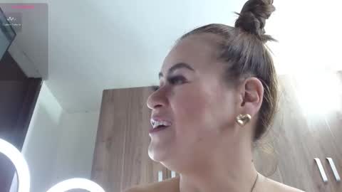 Snapshot of maghenta chatting on 02/21/26, 02:29 Maghenta-MS mature online show from 02/21/26, 02:29