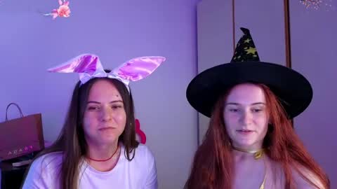 Snapshot of magic_bunnyy chatting on 06/09/26, 06:25 Milly online show from 06/09/26, 06:25