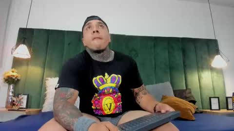 Snapshot of magic_clayton chatting on 10/02/25, 02:51 Magic online show from 10/02/25, 02:51