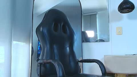 Snapshot of magic_clayton chatting on 10/13/25, 09:15 Magic online show from 10/13/25, 09:15