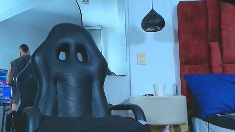 Snapshot of magic_clayton chatting on 10/15/25, 08:53 Magic online show from 10/15/25, 08:53