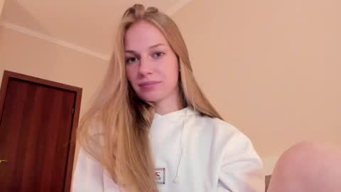 Alice  online show from 11/21/25, 03:00