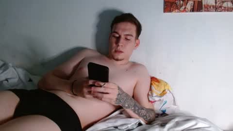 Snapshot of magic_fantasy77 chatting on 06/27/26, 03:00 magic_fantasy77 online show from 06/27/26, 03:00
