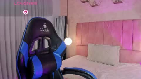 Kaori  online show from 06/17/26, 02:51