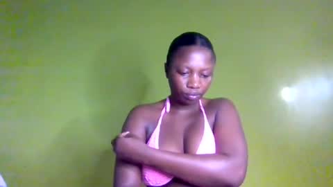 Snapshot of magic_koko3 chatting on 06/17/26, 04:37 magic_koko3 online show from 06/17/26, 04:37