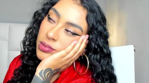 Snapshot of magic_marg chatting on 01/17/25, 11:51 Marge online show from 01/17/25, 11:51