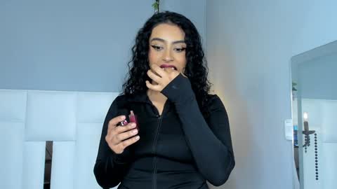 Snapshot of magic_marg chatting on 01/28/25, 08:58 Marge online show from 01/28/25, 08:58