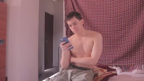Snapshot of magic_tony chatting on 01/26/25, 03:47 Tony Hoffa online show from 01/26/25, 03:47