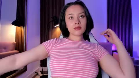 Snapshot of magic_vera chatting on 06/07/26, 04:05 Vera online show from 06/07/26, 04:05