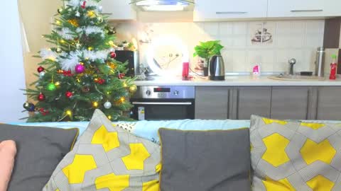 Alice online show from 12/11/24, 12:44