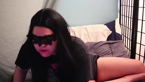 magicalgirlfrieren online show from 10/29/25, 10:44