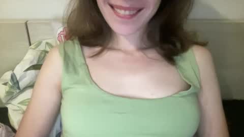 magicgirl50053 online show from 05/05/26, 06:16