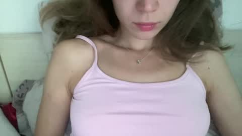 magicgirl50053 online show from 07/08/26, 04:33