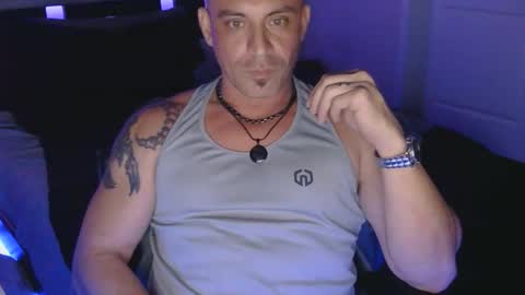 magicmike1110 online show from 11/26/25, 09:05