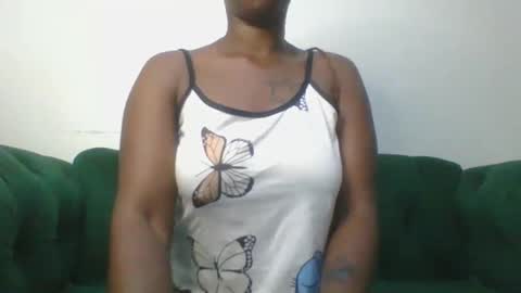 Snapshot of magicpussyy1 chatting on 04/09/26, 06:41 magicbabe online show from 04/09/26, 06:41