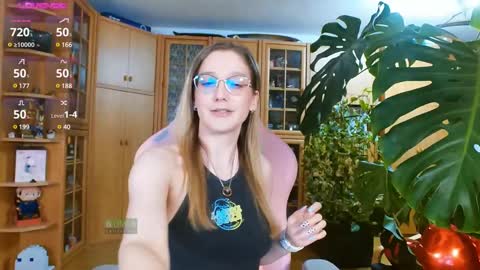 Nicole online show from 03/12/25, 02:09