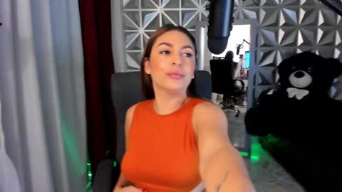 Snapshot of magicvenus111 chatting on 01/29/25, 11:46 Venus online show from 01/29/25, 11:46