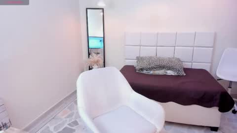 Snapshot of magicvenus111 chatting on 11/06/25, 11:26 Venus online show from 11/06/25, 11:26