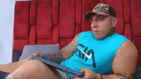 Snapshot of magiic_98 chatting on 09/19/25, 06:08 M A G I C online show from 09/19/25, 06:08