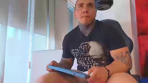 Snapshot of magiic_98 chatting on 09/20/25, 05:36 M A G I C online show from 09/20/25, 05:36