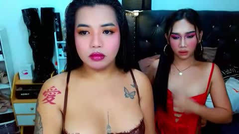 BELLA AND HANA online show from 03/10/26, 11:37