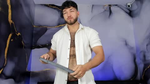 Snapshot of magnus_77 chatting on 12/19/24, 10:13 PRINCE online show from 12/19/24, 10:13