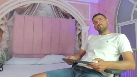 Magnus Alejo online show from 04/12/26, 11:26