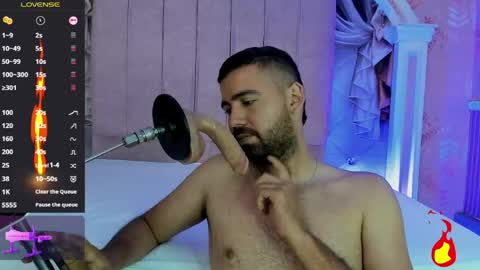 Snapshot of magnus_alejo chatting on 05/14/26, 11:17 Magnus Alejo online show from 05/14/26, 11:17